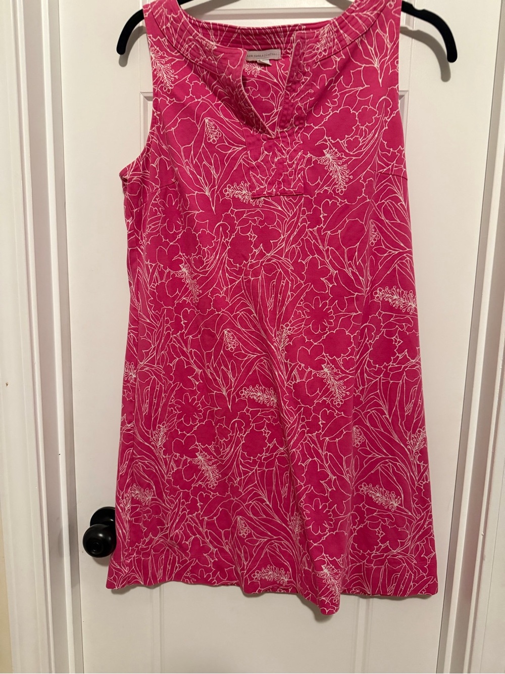 New York & Company Hot Pink Floral Sleeveless Shift Dress